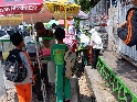 Sekolah MIN Tanjungpinang Pasang Spanduk Himbauan, Pedagang Kaki Lima di Bahu Jalan Dikeluhkan