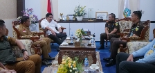 Bupati Bintan Terima Kunjungan Silaturahmi Kajari Bintan