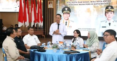 Diskominfo Batam Tegaskan Kerja Sama Media Transparan dan Profesional