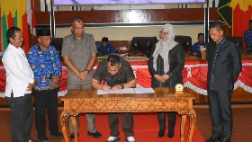 DPRD Lingga Gelar Paripurna Penandatanganan MoU KUPA dan PPAS Perubahan APBD 2025