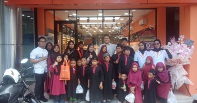 Lagi! Gerai Optik DR SPECS Factory Buka Cabang Ke 4 di Kompeks Ruko Palm Spring Batam