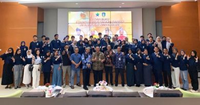 Bedah Buku Perpustakaan Daerah Kepri 2025, Angkat Kearifan Lokal Lewat Sastra Melayu