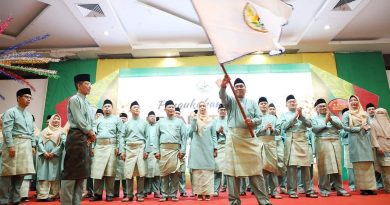 Amsakar Kukuhkan Pengurus Kerabat Barkad, Serukan Harmoni dan Kebersamaan