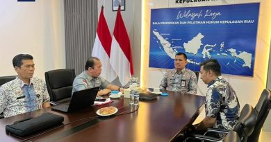 Kanwil Kemenkum Kepri Dorong Penguatan Layanan AHU, Ratusan Notaris Ikuti Sosialisasi Registrasi Ulang Akun dan Verifikasi Substantif PT