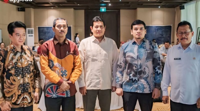 Kepri dan Bappenas Sepakati Rencana Kerja Ekonomi Hijau, Aries Fhariandhi: Saatnya Kepri Melompat dengan Pariwisata Regeneratif dan Transisi Energi