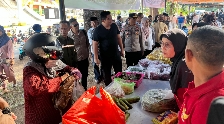 Pasar Murah di Bintan, Roby Pastikan Harga dan Daya Beli Tetap Stabil Pasar Murah di Bintan, Roby Pastikan Harga dan Daya Beli Tetap Stabil