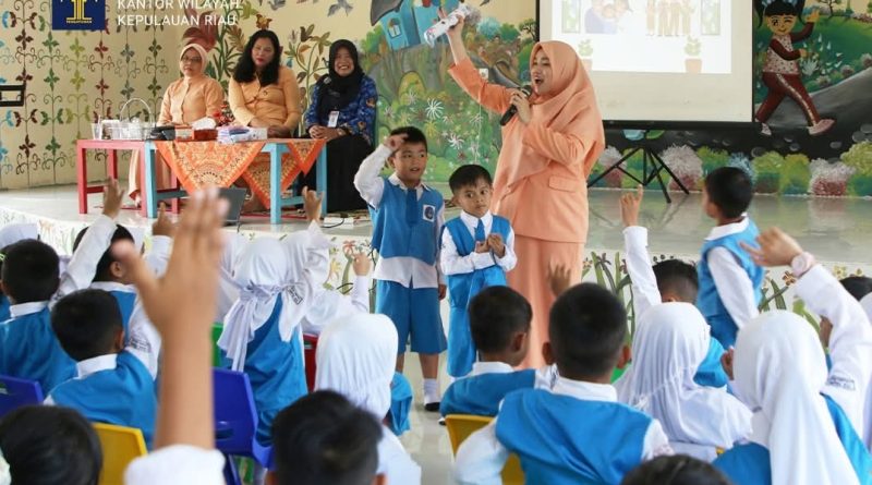 Teguhkan Komitmen Indonesia Emas 2045, DWP Kanwil Kemenkum Kepri Gelar Bakti Sosial dan Edukasi Anti-Perundungan