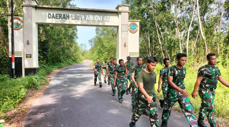 Danpuslatpurmar 9 DBS Ajak Prajurit Rutin Berolahraga Lewat Hanmars 10 Km