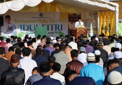 Menjadi Khatib Sholat Ied Tingkat Kabupaten Bintan, Bupati Roby Tekankan Makna Kemenangan Sejati