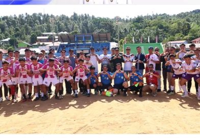 Bupati Anambas Buka Turnamen Sepak Bola HUT ke-54 Desa Ladan