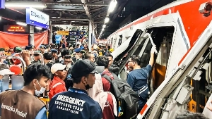 Tabrakan Beruntun di Bekasi Timur, MTI Desak Audit Total Keselamatan Perkeretaapian