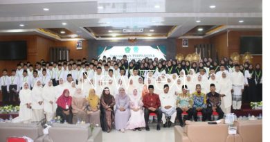 MIN Tanjungpinang Lepas 104 Siswa dan Wisuda 23 Penghafal Juz 30