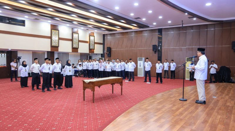 Lantik 10 Pejabat, Menaker Tekankan Penguatan K3 dan Tata Kelola yang Akuntabel