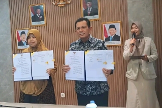 Ansar Ahmad Teken Kesepakatan Penataan Ruang Laut dengan KKP, Perkuat Kepastian Investasi dan Ekonomi Biru