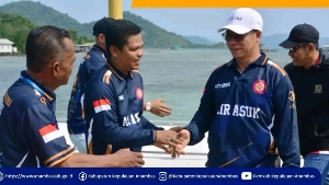 Tutup Turnamen Sepak Bola Karang Taruna Anggrek, Bupati Aneng: Menang Boleh, Persaudaraan Jangan Putus