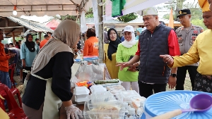 Festival Pantai Wan Seri Beni Jadi Berkah bagi UMKM, Ratusan Pengunjung Ramaikan Lapak Warga