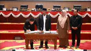 DPRD Kepri Gelar Paripurna, KUA-PPAS Perubahan APBD 2026 Disepakati