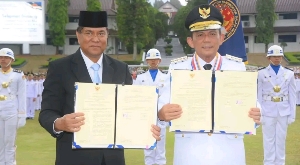 Ansar Ahmad Terima Penghargaan Kartika Pamong Praja Madya dari IPDN