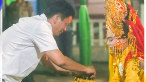 Wabup Anambas Hadiri Penutupan KKN STAI Paduka di Dusun Mubur